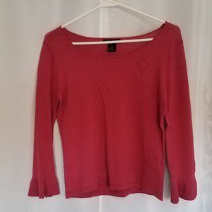 Cute ruffled sleeved top